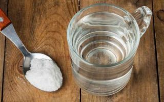 Làm sạch moonshine bằng soda tại nhà: lợi và hại