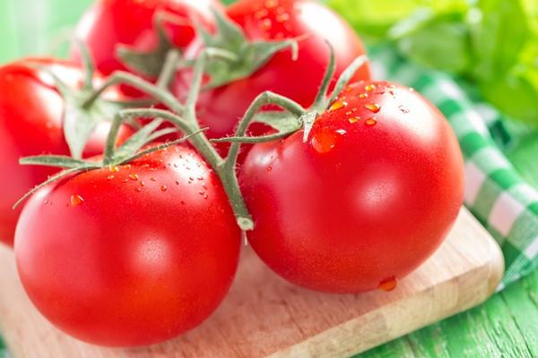 Thành phần hóa học và hàm lượng calo của cà chua